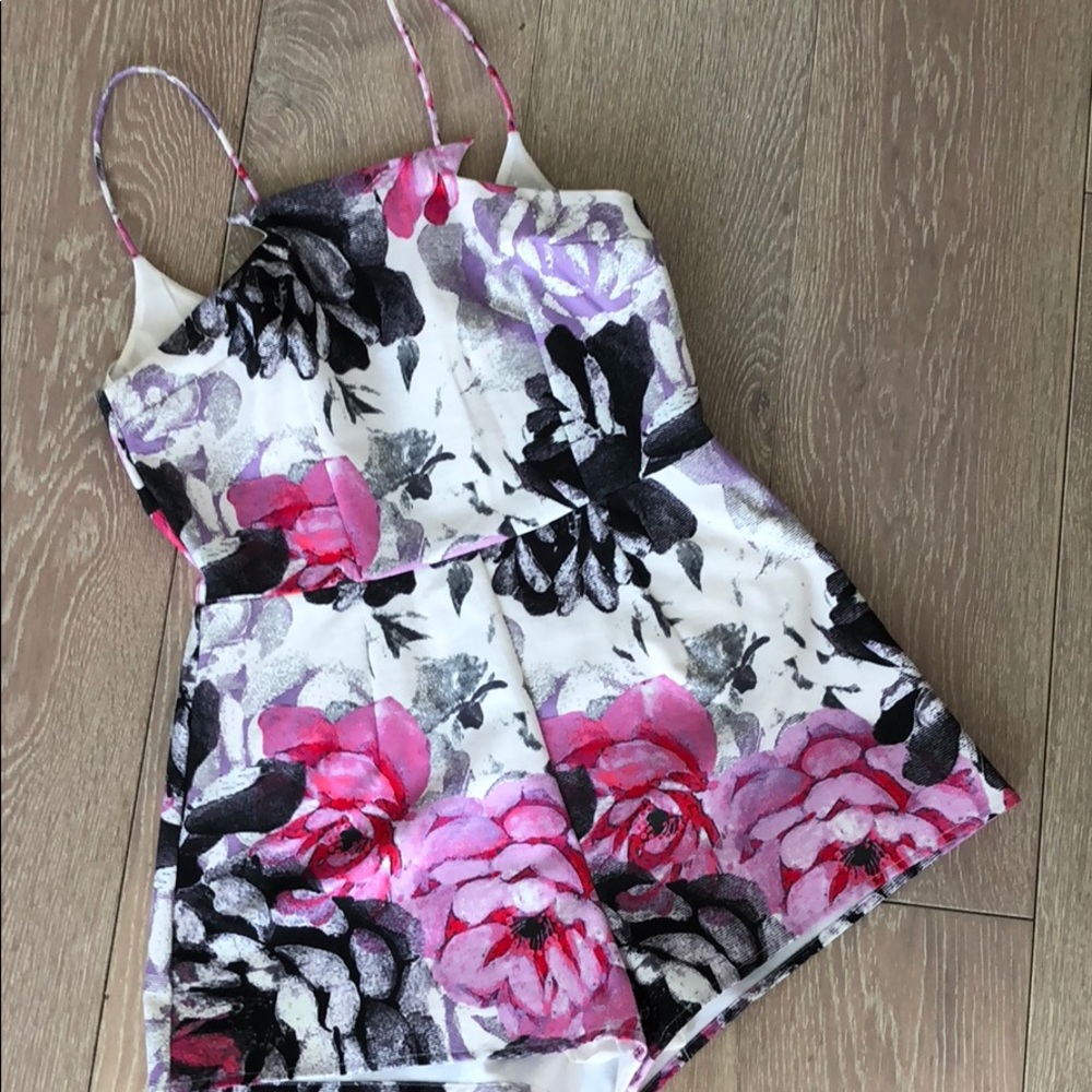 Isla romper - Picture 3 of 3